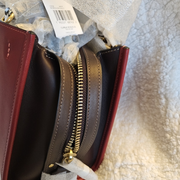 🎀Authentic Coach Rogue 25 In Colorblock✨️ - Picture 14 of 15